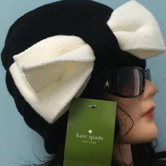 kate spade Accessories - Kate Spade Black & Cream Bow Beanie ♠️ Price Reduc